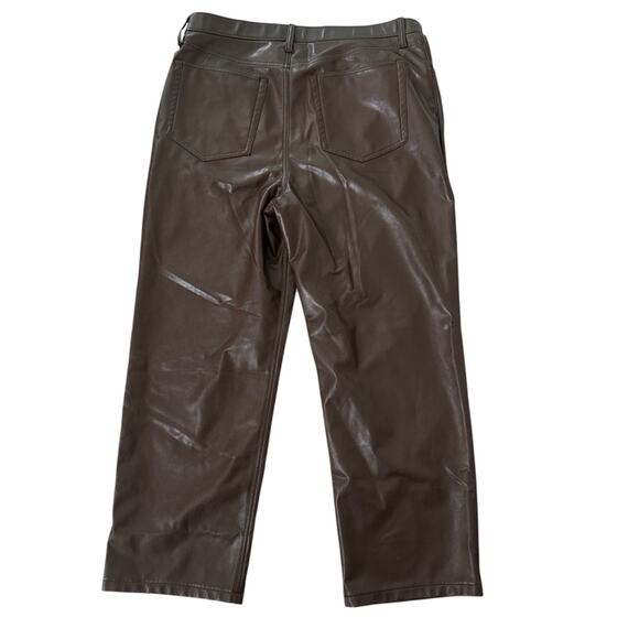 Abercrombie & Fitch Curve Love Vegan Leather 90’s Relaxed Ultra High 33 16 Short - Picture 6 of 11